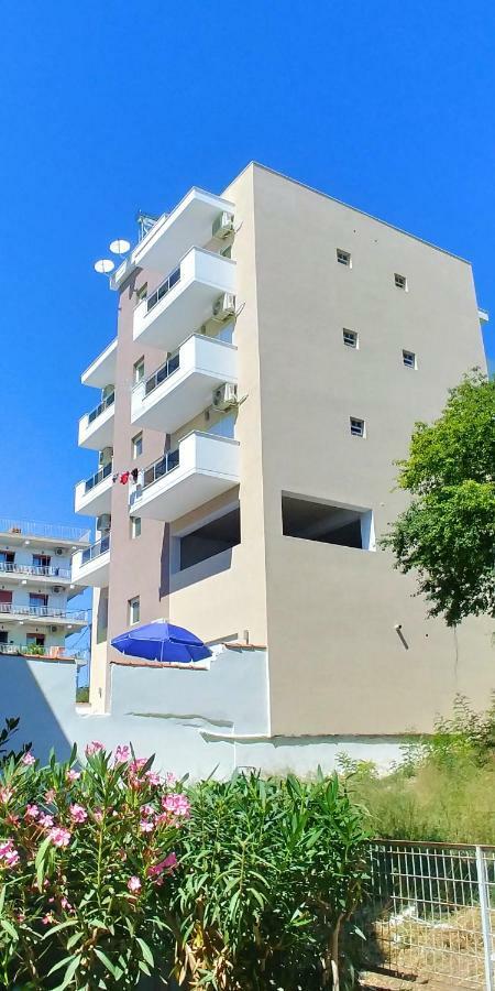 Sea Star Apartments Kallikratia Nea Kallikrateia Zewnętrze zdjęcie
