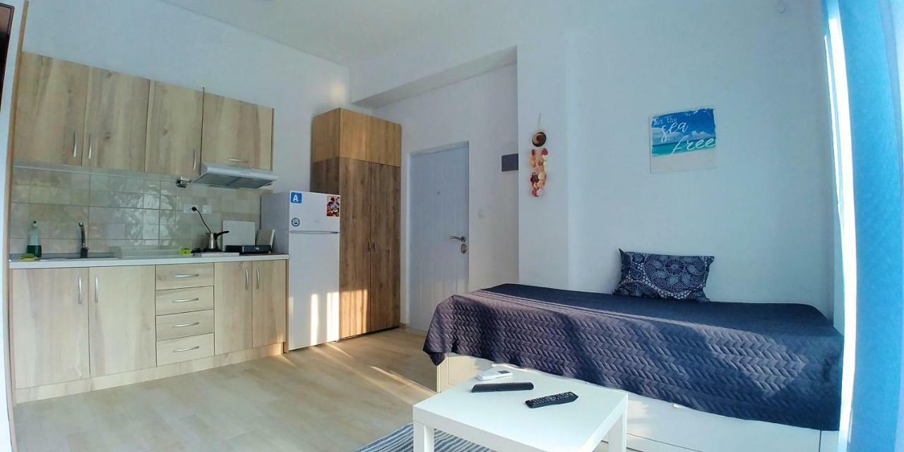 Sea Star Apartments Kallikratia Nea Kallikrateia Zewnętrze zdjęcie